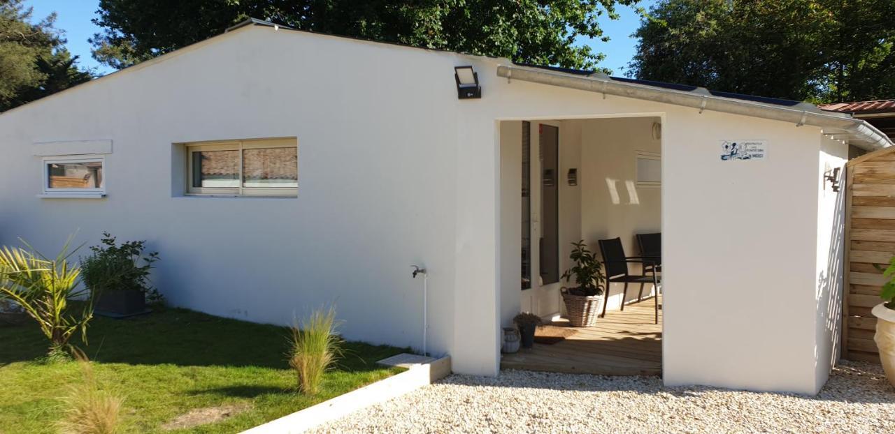 Gîte Les Mathes La Palmyre 2 à 4 pers, chèques vacances acceptés Hébergement de vacances *