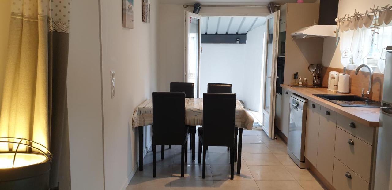 Les Pommes De Pin 2 A 4 Pers Proche Zoo La Palmyre Holiday home Les Mathes