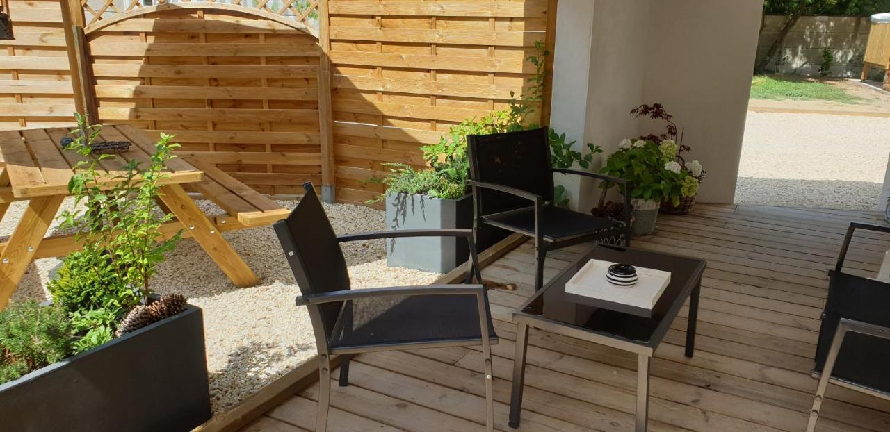 Gîte Les Mathes La Palmyre 2 à 4 pers, chèques vacances acceptés Hébergement de vacances